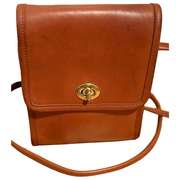 Vintage 90s Coach Scooter Crossbody Bag 9893 British Tan Leather - Picture 1 of 8